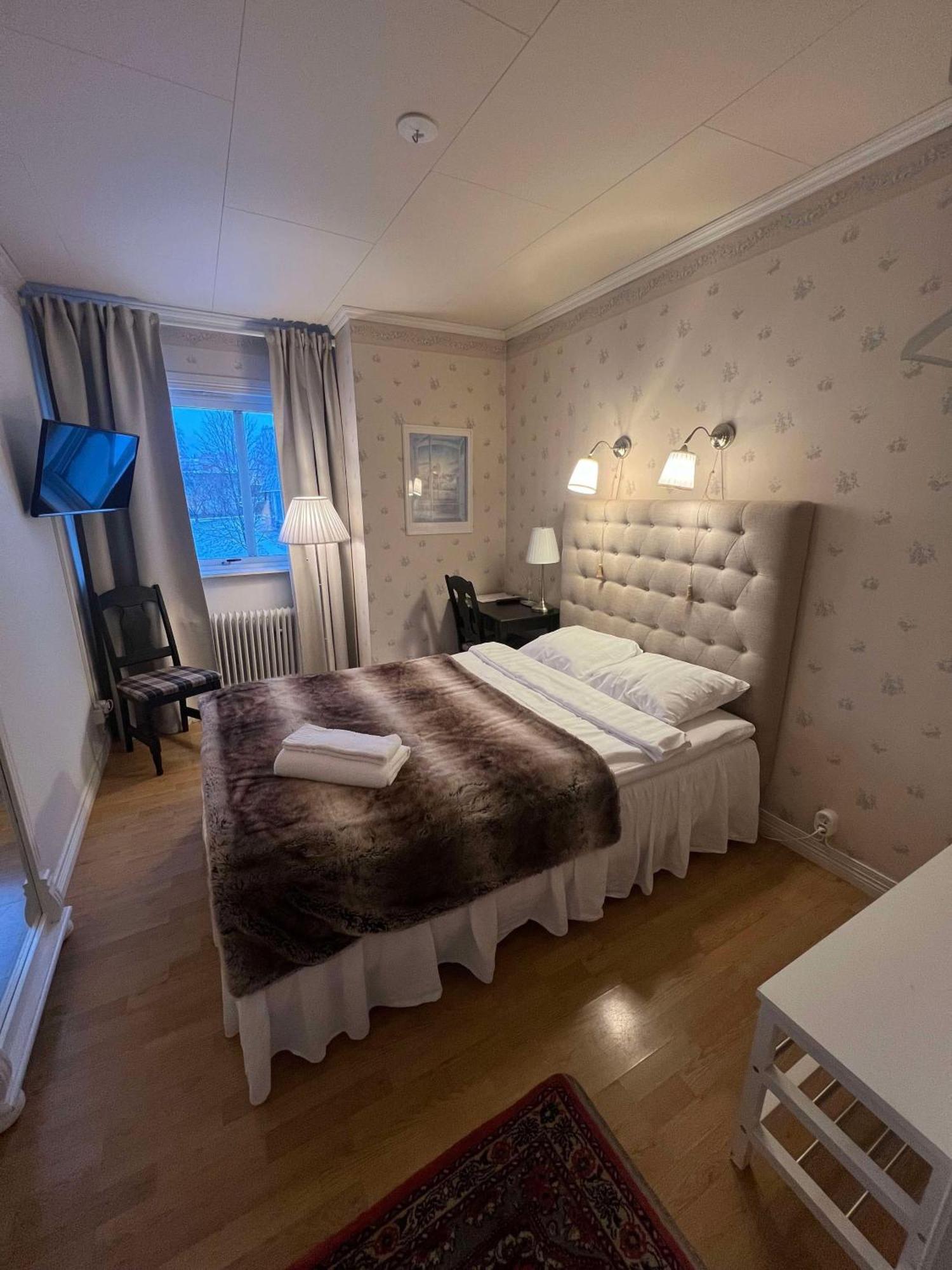 Hotell Oernen Torsby Esterno foto